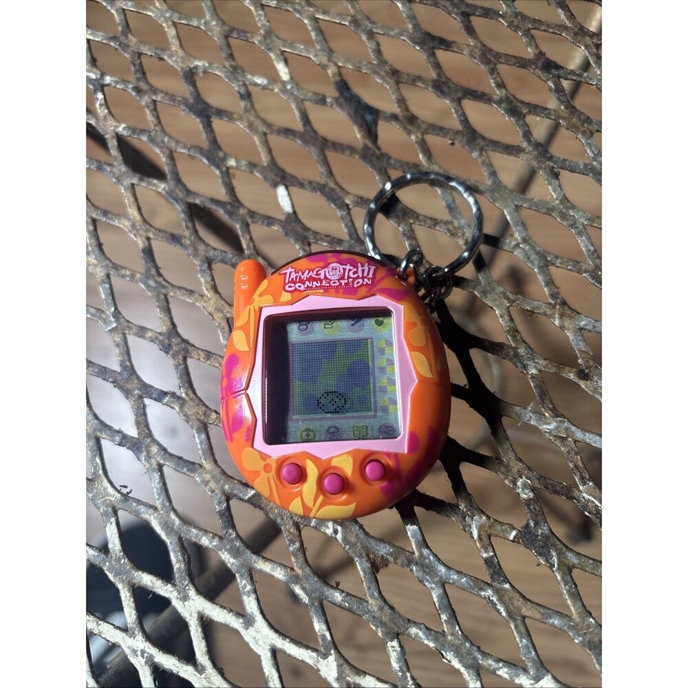 2004 Tamagotchi Connection V3 Rare Vintage Orange Flowers TESTED Works
